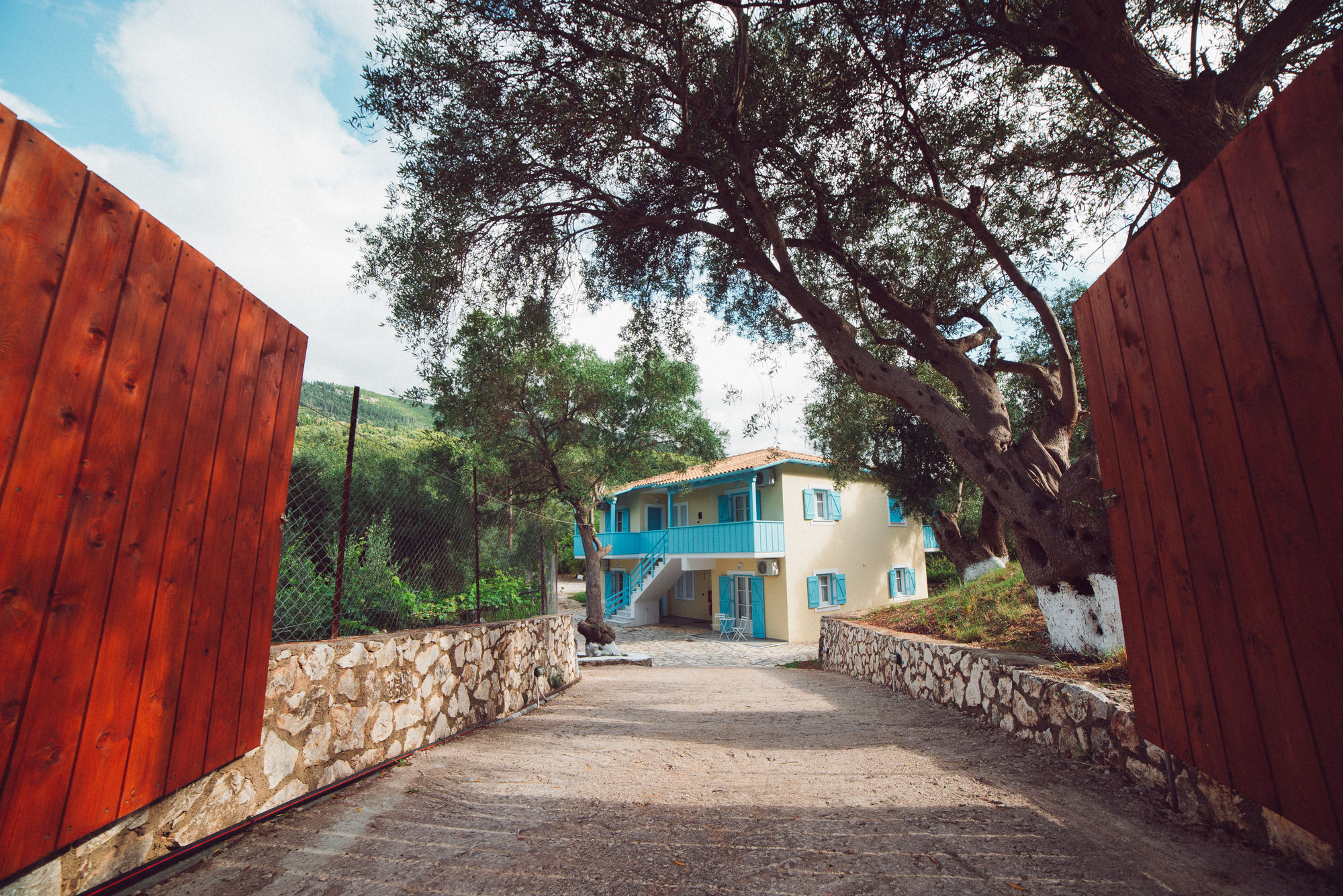 Nerina Studios Ayios Nikitas Bagian luar foto
